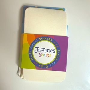 Hi I am selling some ivory Jeffrey’s socks